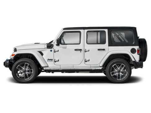 Certified 2025 Jeep Wrangler Unlimited Sahara w/ Safety Group image 3