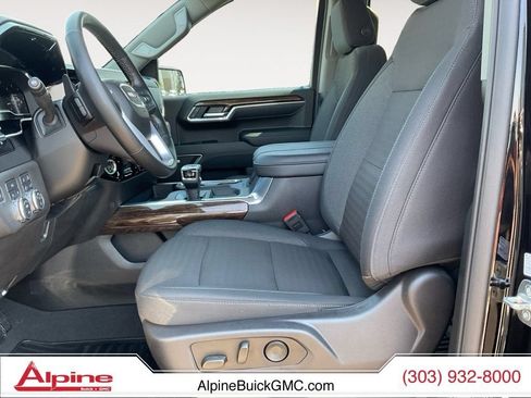Used 2025 GMC Sierra 1500 Elevation w/ Preferred Package AWD/4WD image 9
