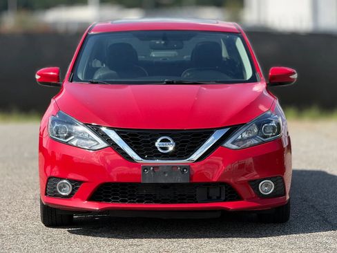 Used 2019 Nissan Sentra SL w/ Exterior Package FWD image 5