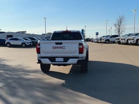 New 2026 GMC Canyon Elevation w/ Technology Package RWD image 7