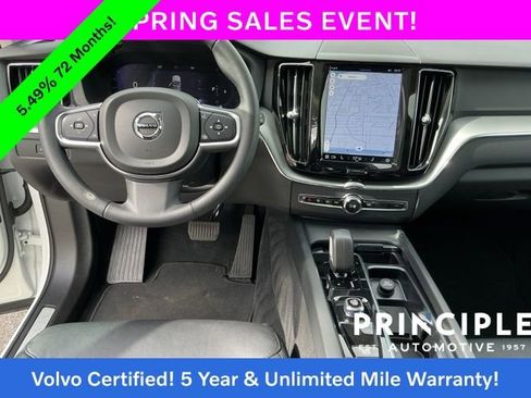 Certified 2024 Volvo XC60 B5 Core AWD/4WD image 17