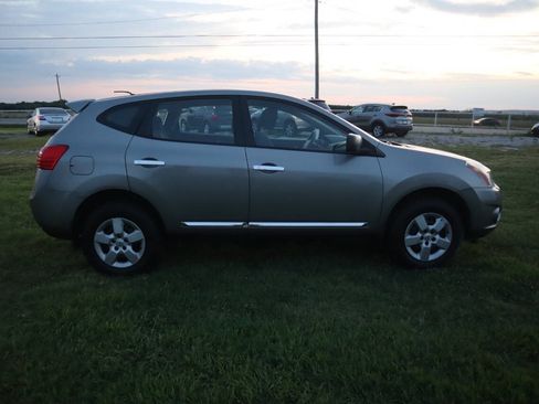 Used 2013 Nissan Rogue S AWD/4WD image 11