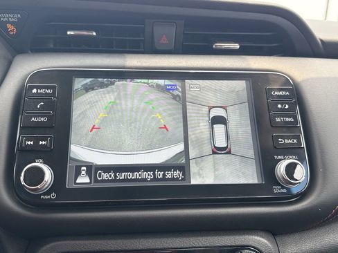 Used 2023 Nissan Kicks SR FWD image 20
