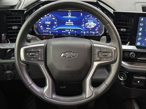 Used 2024 Chevrolet Silverado 1500 LT Trail Boss AWD/4WD image 14