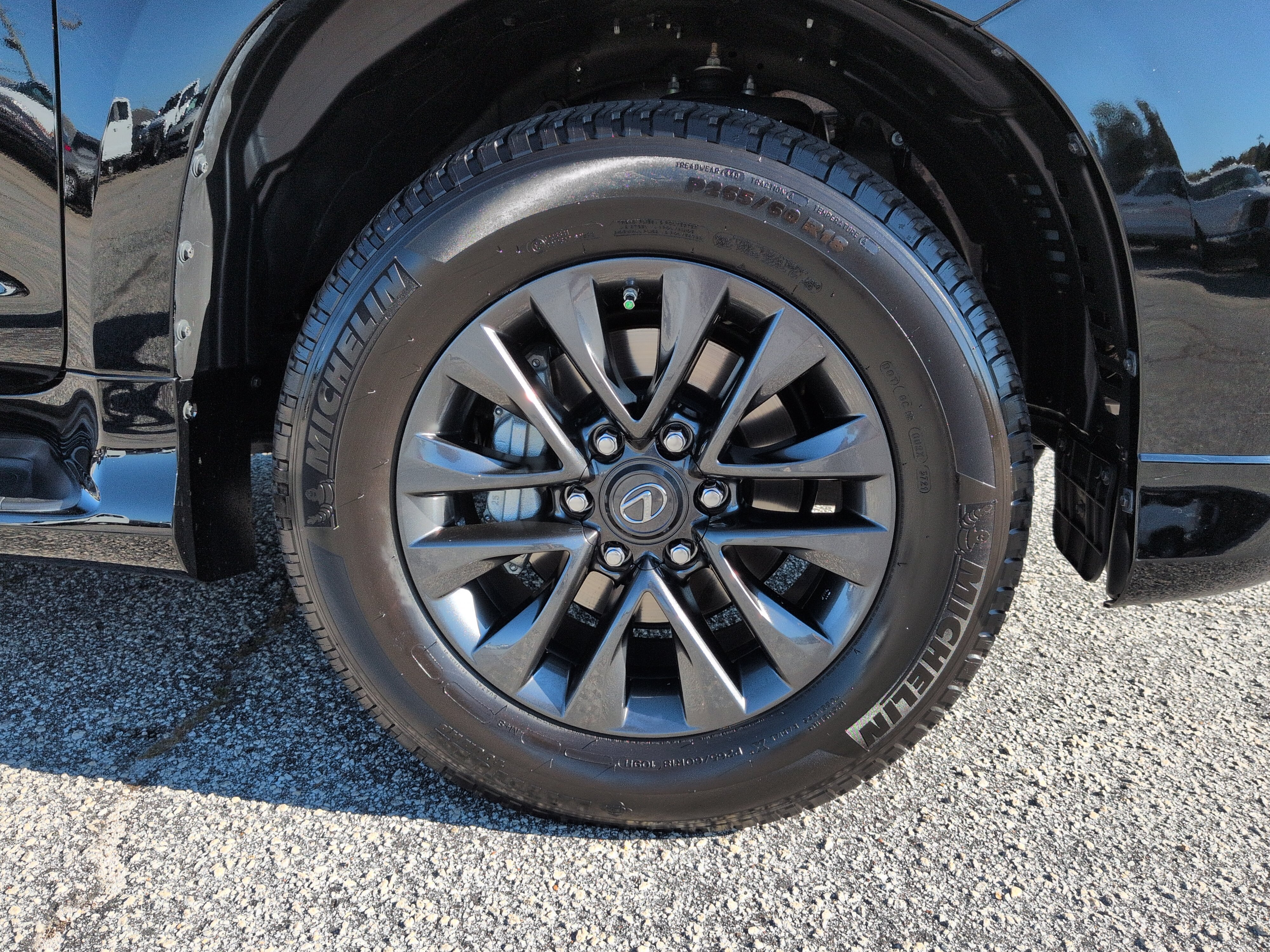 Used 2022 Lexus GX 460 Premium w/ Premium Package AWD/4WD image 9