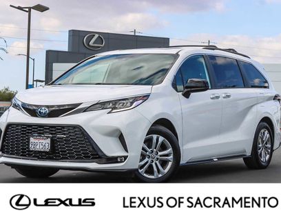 Used 2022 Toyota Sienna XSE