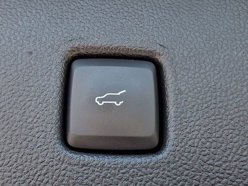 Used 2023 Ford Escape ST-Line w/ Tech Pack #1 AWD/4WD image 31