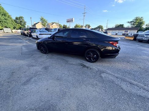 Used 2023 Hyundai Elantra SEL FWD image 36