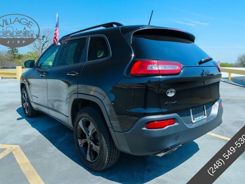 Used 2016 Jeep Cherokee High Altitude AWD/4WD image 6