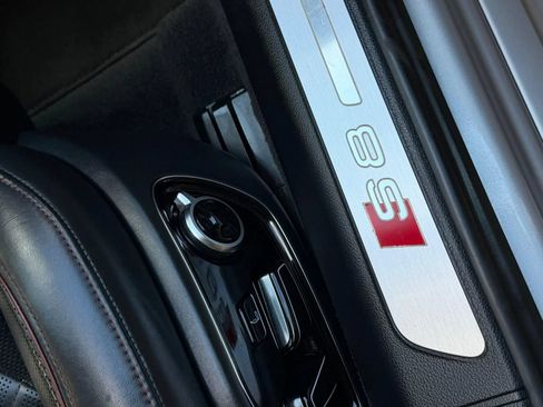 Used 2017 Audi S8 Plus AWD/4WD image 18