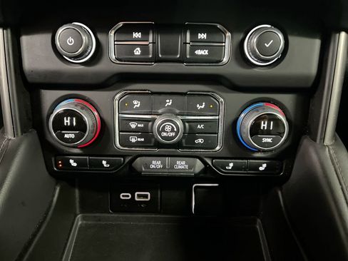 Used 2024 Chevrolet Tahoe LT image 16