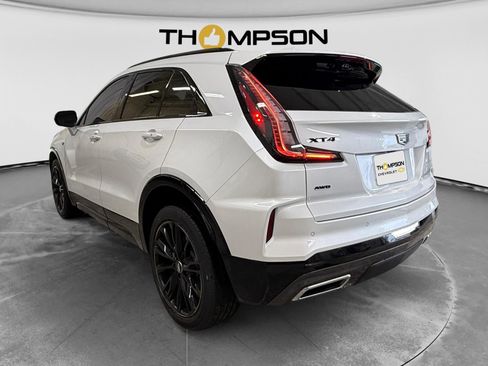 Used 2025 Cadillac XT4 Sport w/ LPO, Onyx Lite Package AWD/4WD image 3