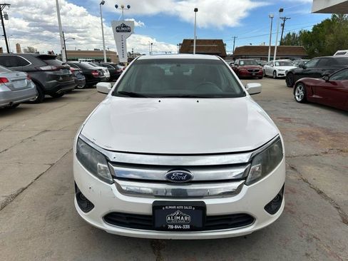 Used 2010 Ford Fusion SE image 2
