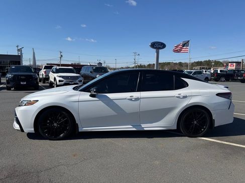 Used 2023 Toyota Camry XSE image 7