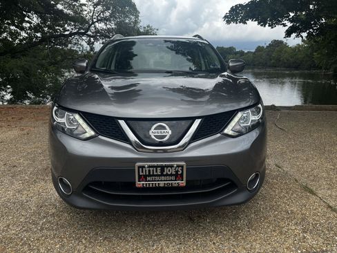 Used 2019 Nissan Rogue Sport SV w/ All-Weather Package AWD/4WD image 14