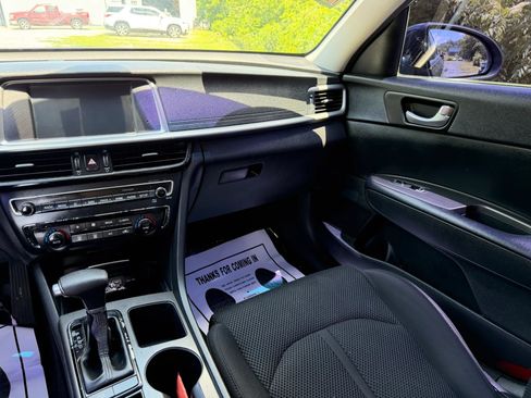 Used 2019 Kia Optima LX w/ LX Premium Package FWD image 22