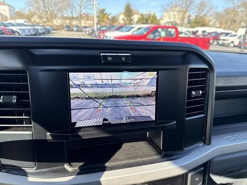 New 2025 Ford F350 XL w/ FX4 Off-Road Package AWD/4WD image 11