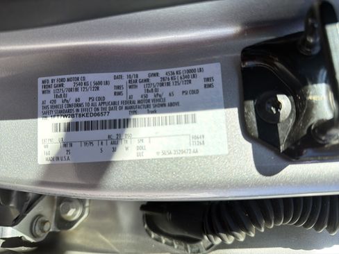 Used 2019 Ford F250 XLT w/ XLT Premium Package image 32