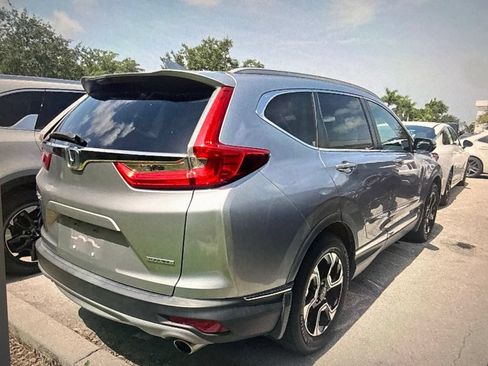 Used 2019 Honda CR-V Touring image 3