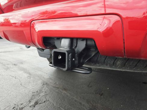 Used 2022 Toyota 4Runner SR5 AWD/4WD image 15