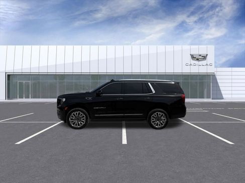 Used 2024 GMC Yukon Denali Ultimate AWD/4WD image 5