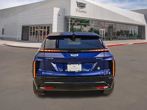 New 2025 Cadillac Lyriq Sport w/ LPO, Floor Liner Package AWD/4WD image 5