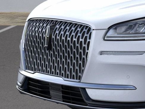 New 2026 Lincoln Corsair Premiere image 17