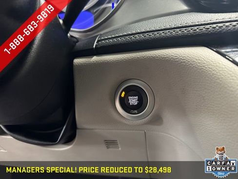 Used 2024 Chrysler Pacifica Limited FWD image 22