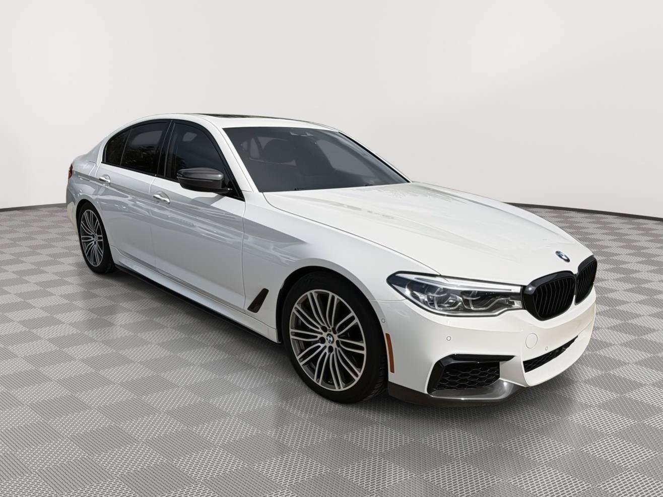 Used 2018 BMW M550i xDrive AWD/4WD image 7