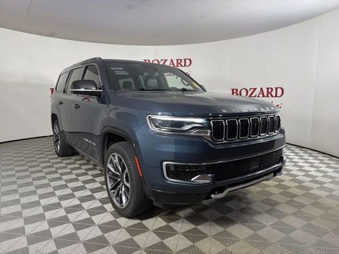 Used 2024 Jeep Wagoneer Series III w/ Premium Group I AWD/4WD image 1