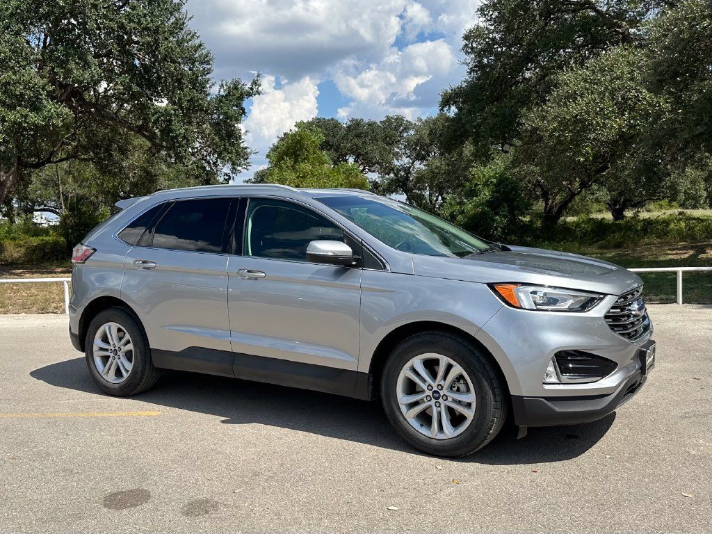 Used 2020 Ford Edge SEL w/ Convenience Package FWD image 3