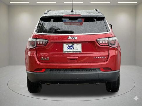 Certified 2025 Jeep Compass Limited AWD/4WD image 9