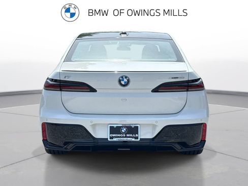 New 2026 BMW i7 xDrive60 AWD/4WD image 7