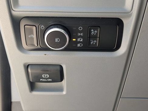 Used 2023 Ford F150 XLT AWD/4WD image 16