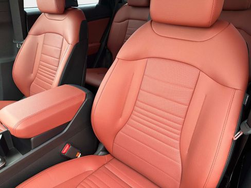 New 2026 Kia Sportage SX FWD image 17
