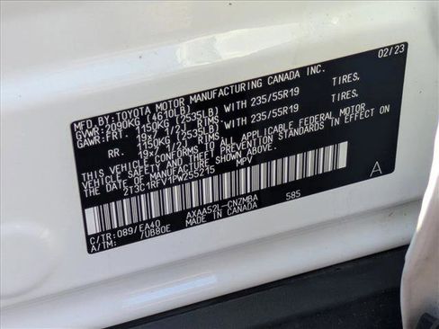 Used 2023 Toyota RAV4 XLE Premium image 24