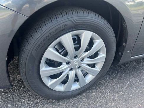 Used 2012 Toyota Corolla LE image 8