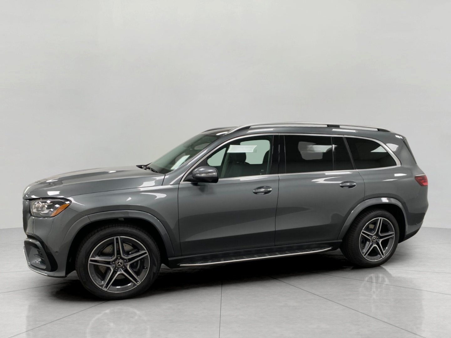 New 2026 Mercedes-Benz GLS 450 4MATIC image 9
