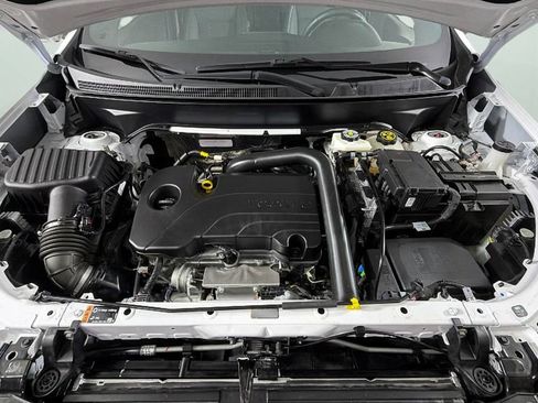 Certified 2024 Chevrolet Equinox RS FWD image 35