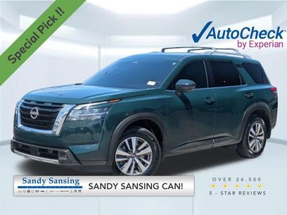 Used 2023 Nissan Pathfinder SL