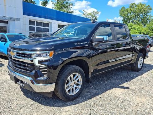 Certified 2023 Chevrolet Silverado 1500 LT AWD/4WD image 3