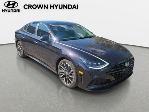 Used 2023 Hyundai Sonata Limited w/ Cargo Package FWD image 3