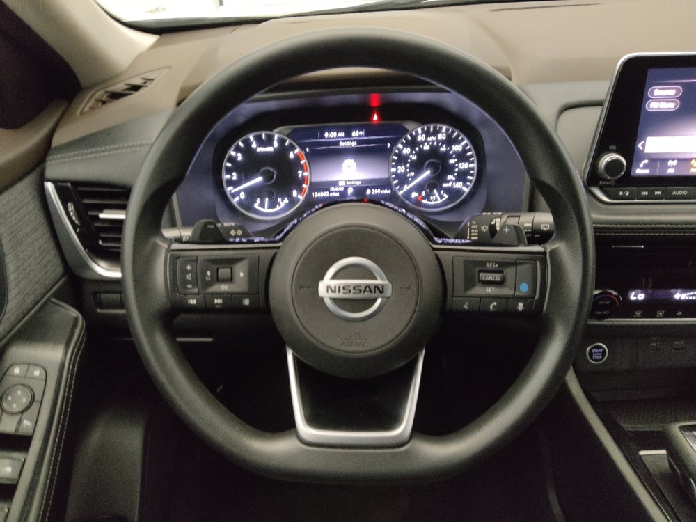 Used 2021 Nissan Rogue SV FWD image 22