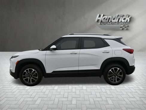 Used 2026 Chevrolet TrailBlazer LT w/ Convenience Package image 10