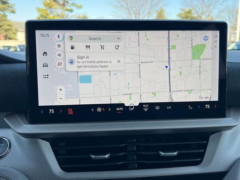 Used 2026 Ford Explorer Active w/ Active Comfort Package image 19