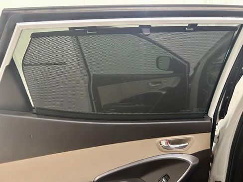Used 2018 Hyundai Santa Fe Sport 2.0T FWD image 15