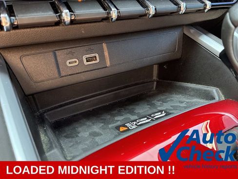 Used 2025 Chevrolet Colorado Z71 w/ Midnight Edition AWD/4WD image 33