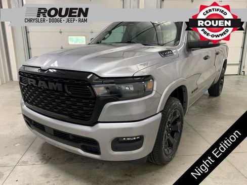 Used 2025 RAM 1500 Big Horn AWD/4WD image 1