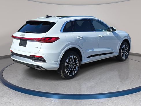 New 2026 Audi Q5 Premium AWD/4WD image 5