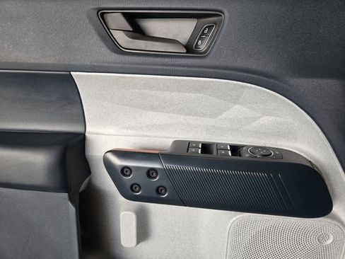 Used 2024 Ford Maverick XLT FWD image 24